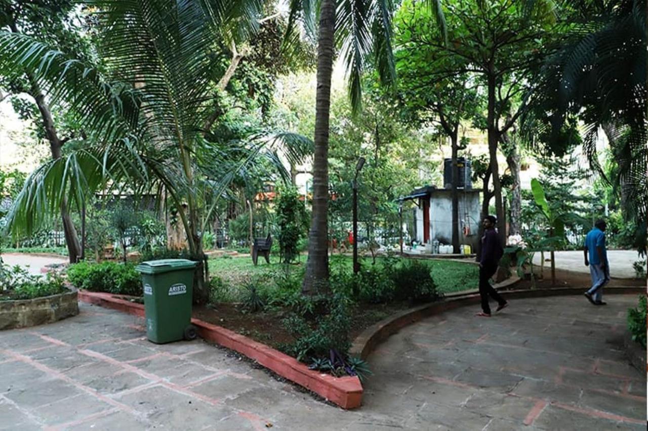 Hotel Golden Hayyath Inn Bombay Esterno foto